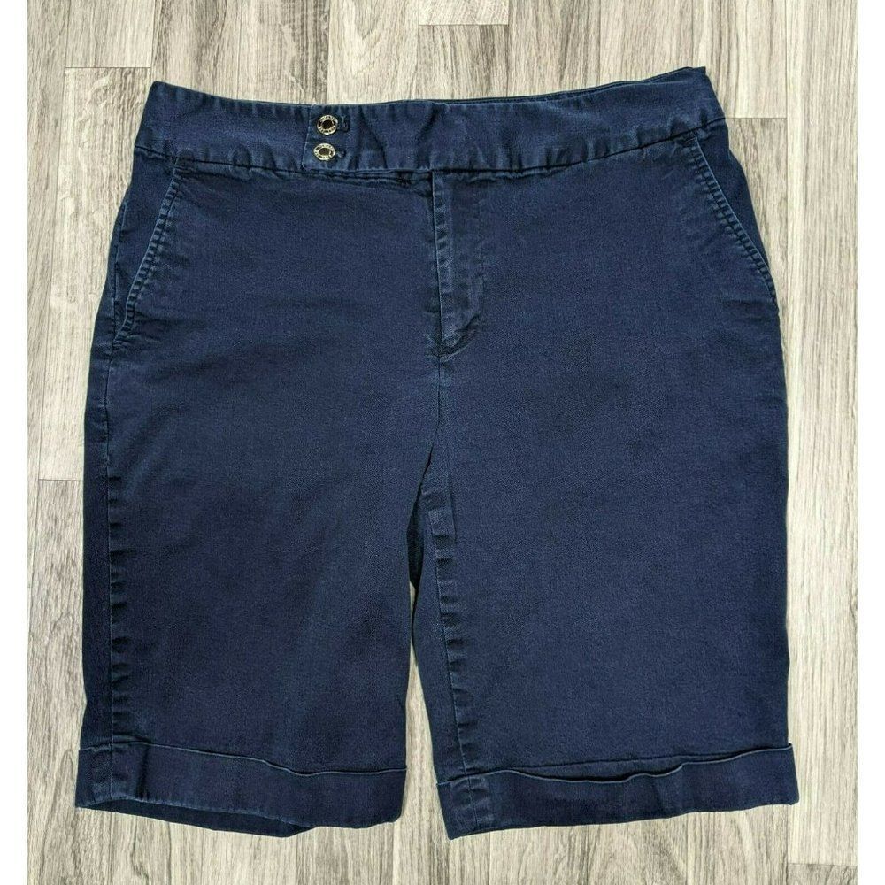 (3/$27) Chaps Womens Size 8 Cuffed‎ Stretchy Navy Blue Bermuda Shorts
